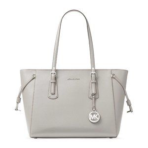 Michael Kors Voyager Carryall Leather tote…